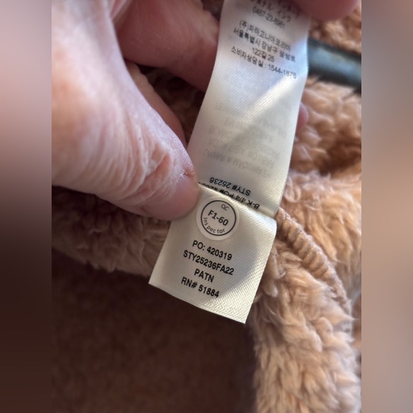 NWT Patagonia Women's Los Gatos 1/4 Zip fleece pullover in Shroom Taupe Medium - Picture 10 of 14